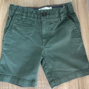 Mini Boden chino shorts
